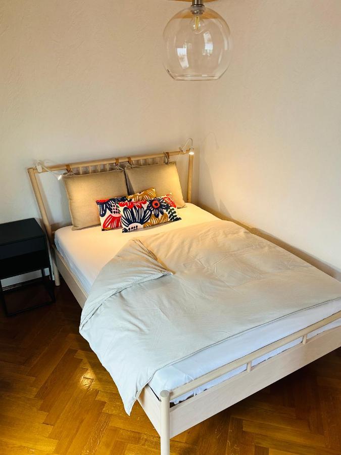 Sunroom 2 Bed Apartment West Town B17 Heidenheim an der Brenz Dış mekan fotoğraf
