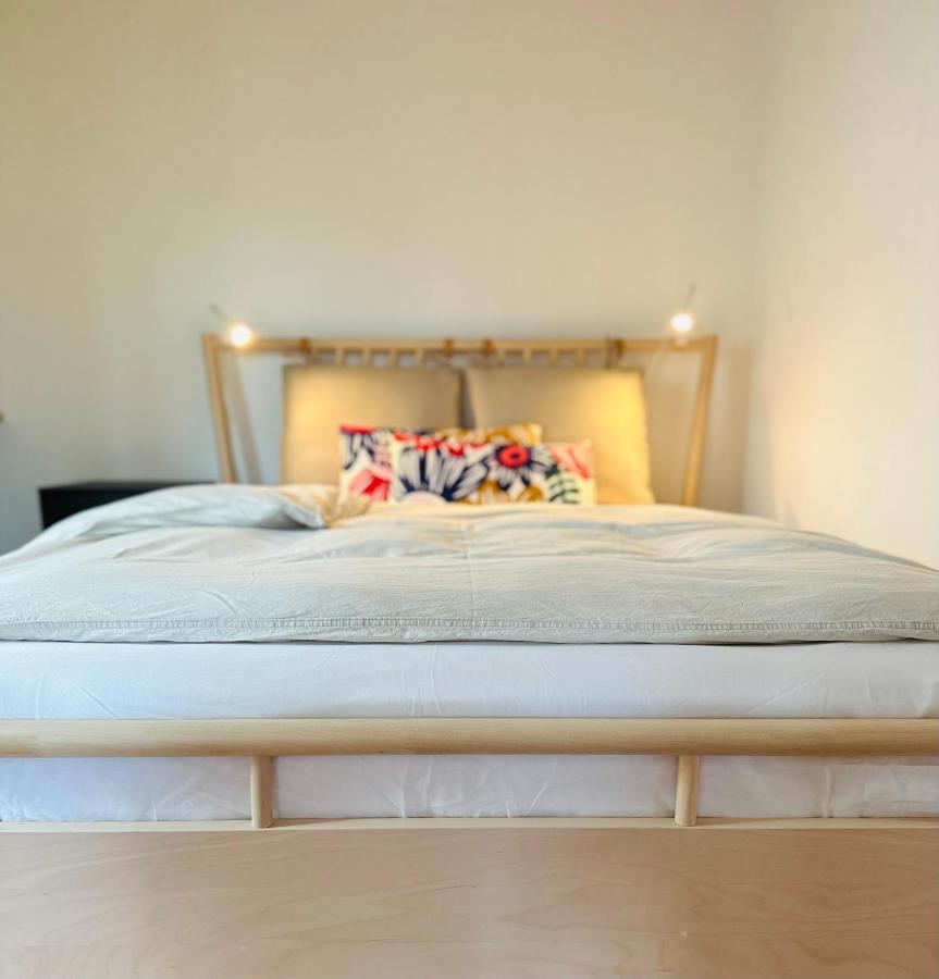 Sunroom 2 Bed Apartment West Town B17 Heidenheim an der Brenz Dış mekan fotoğraf